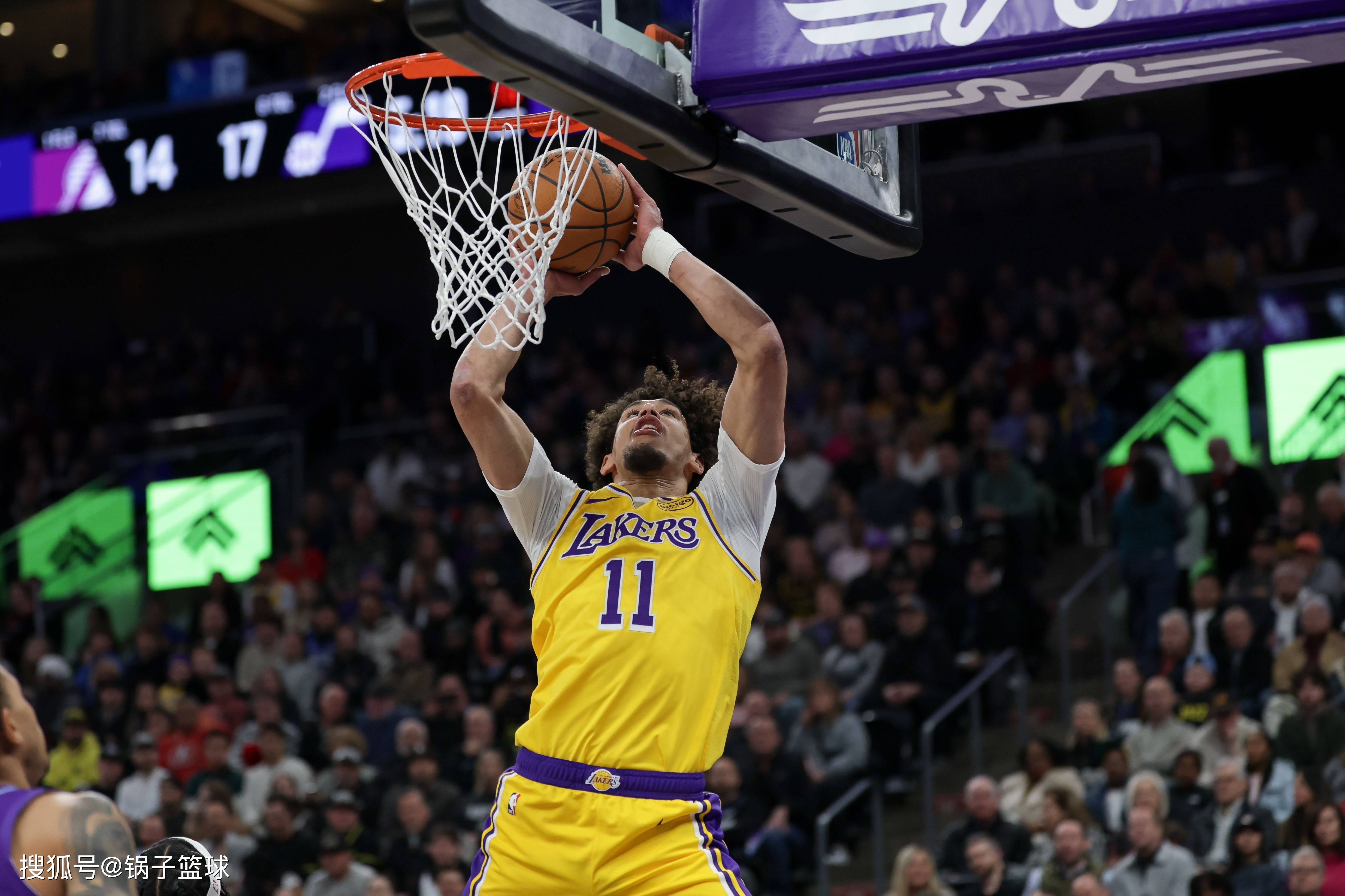 关于NBA常规赛赛程吃紧，巴塞罗那今晨强势反弹，目标明确，年轻球员得到机会的信息